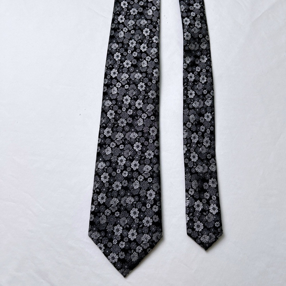 Jos. A. Bank Mens Reserve Floral Woven 100% Silk Necktie One Size Black Grey